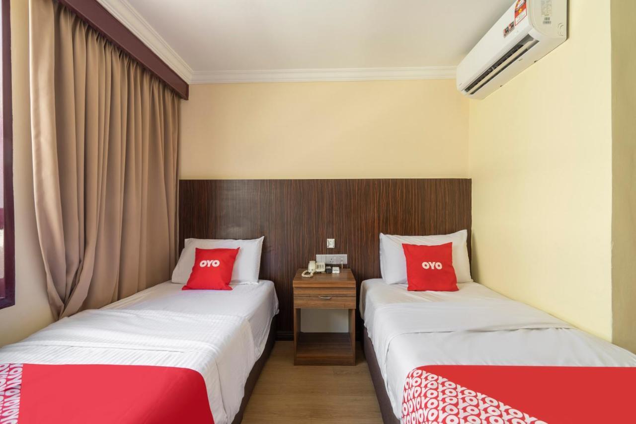 Oyo 89978 Grand Maria Hotel
